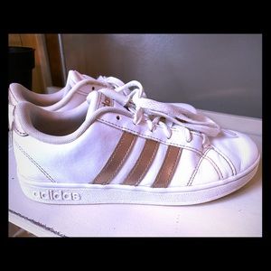 Youth girls Adidas size 3